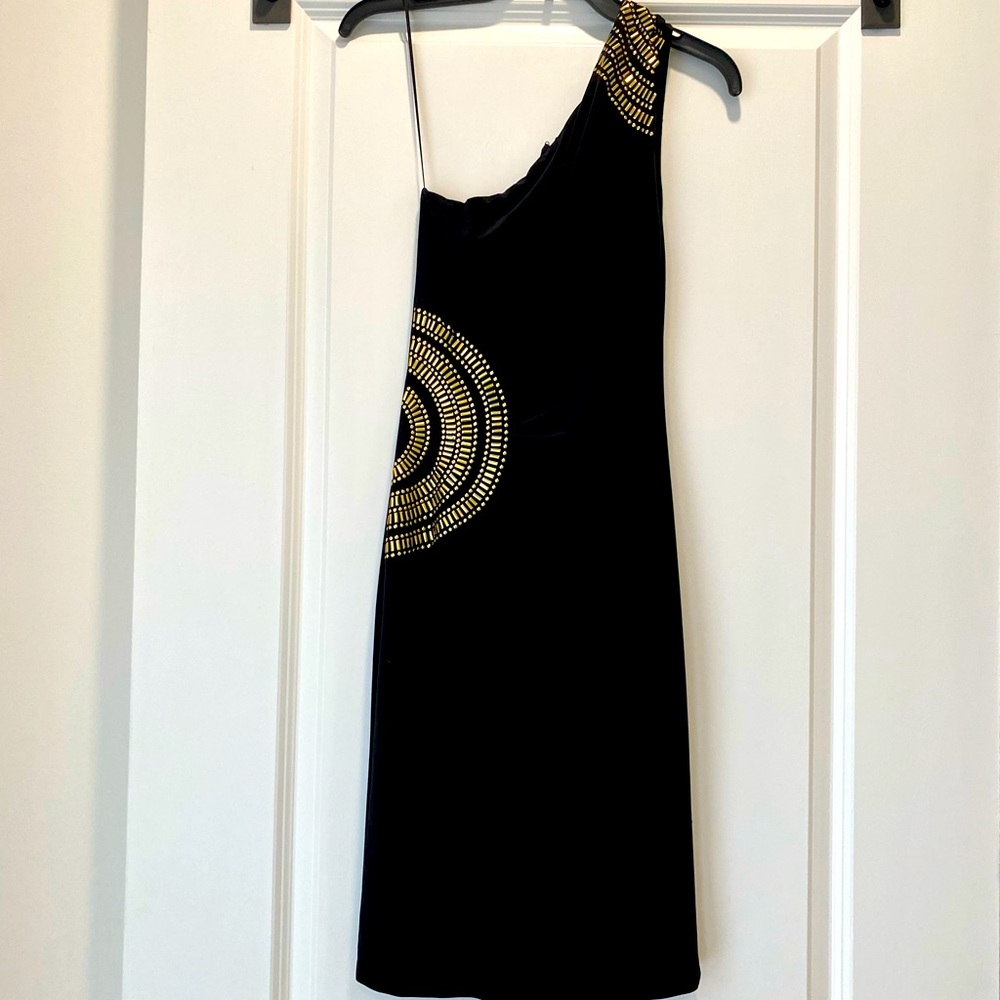 Caché Black Cocktail Dress, medium